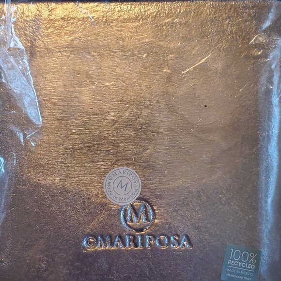 *NEW* Mariposa Round Pearl Beaded Napkin Box Set With Napkin Weight and Napkins - Picture 6 of 7